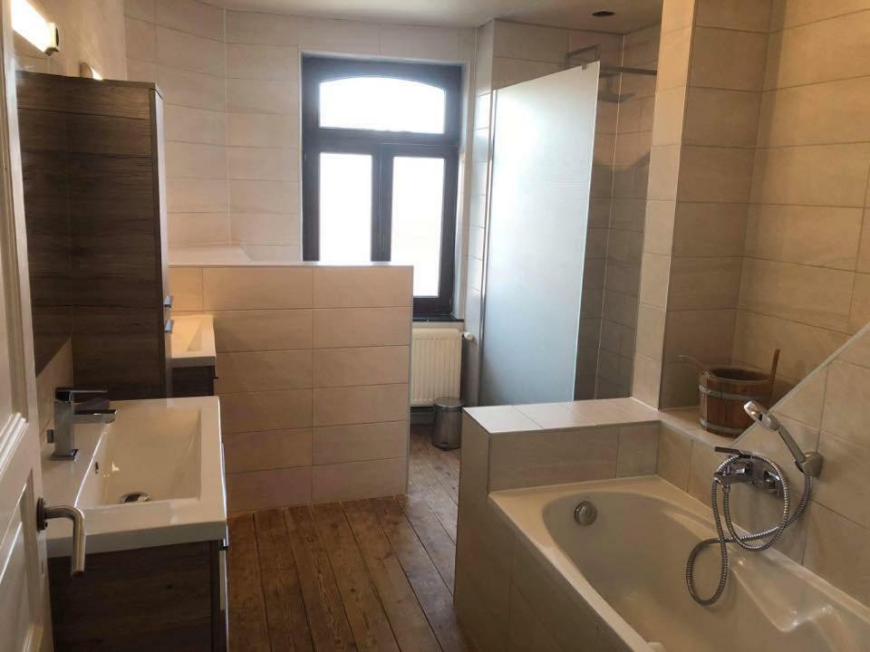Vakantiewoning Bij De Jep 比尔曾 外观 照片